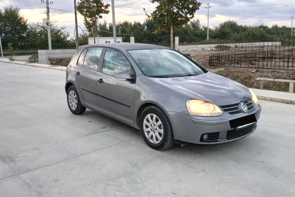 Makina ne shitje ne Durres - 4,700 Euro
