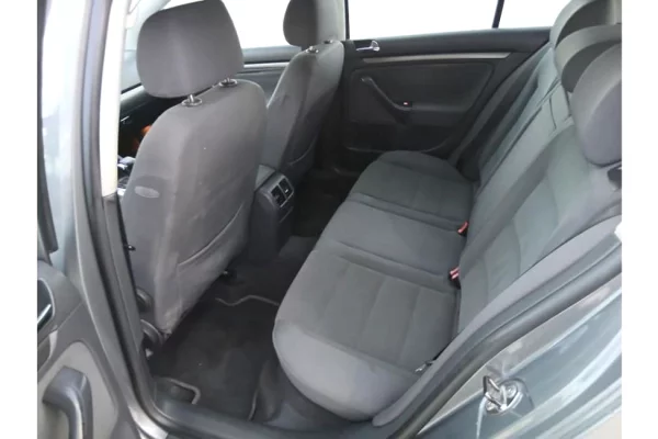 Makina ne shitje ne Durres - 4,700 Euro
