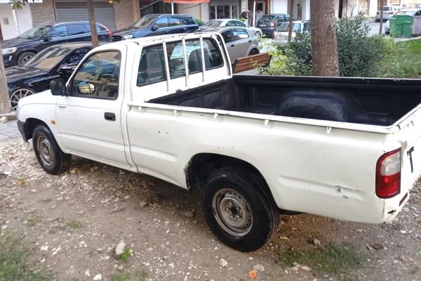 Makina ne shitje ne Vlore - 6,700 Euro