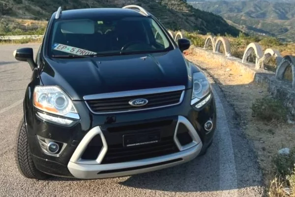 Makina ne shitje ne Lushnje - 9,300 Euro