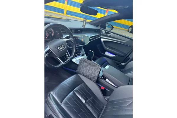 Makina ne shitje ne Tirane - 37,000 Euro