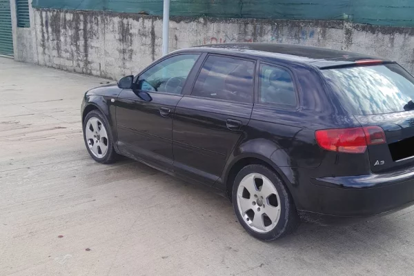 Makina ne shitje ne Tirane - 4,200 Euro