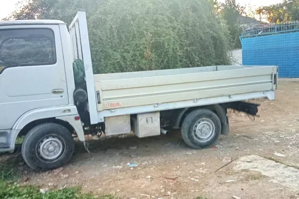 Makina ne shitje ne Tirane - 6,800 Euro