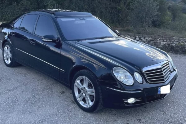 Makina ne shitje ne Fier - 7,499 Euro