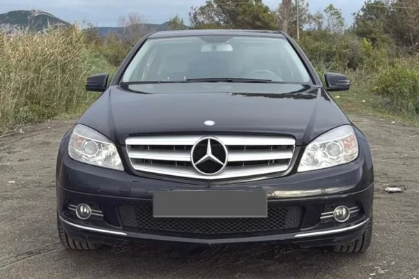Cars for sale in Tirana - 7,800 Euro