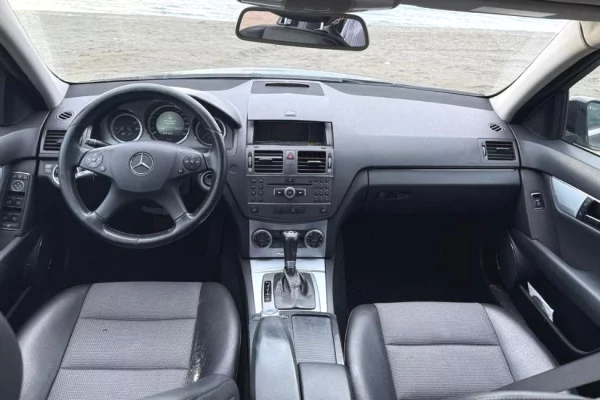 Cars for sale in Tirana - 7,800 Euro