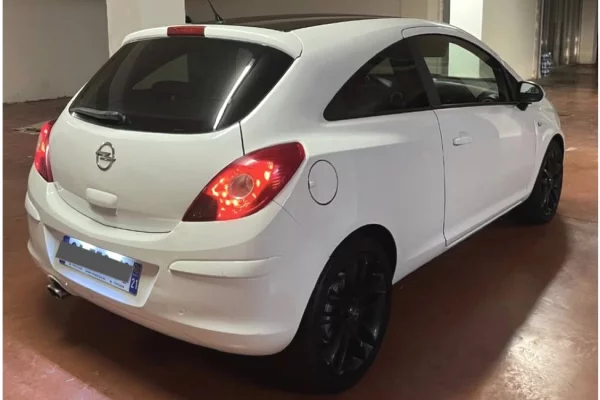 Cars for sale in Tirana - 4,100 Euro