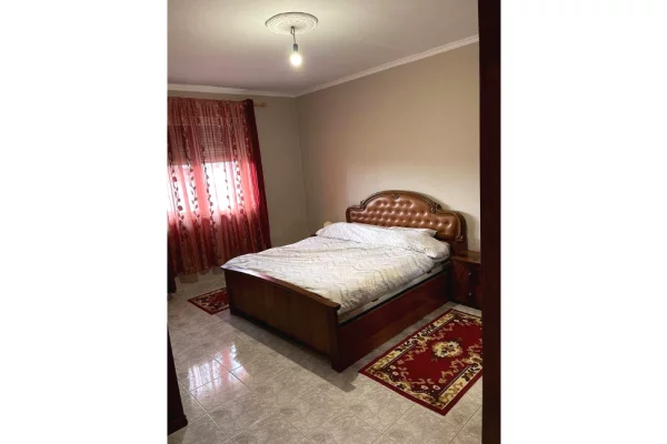 Shtepi ne shitje Apartament ne Tirane, 1+1, Mobilimi E mobiluar, Pagesa 88,000  Euro.
