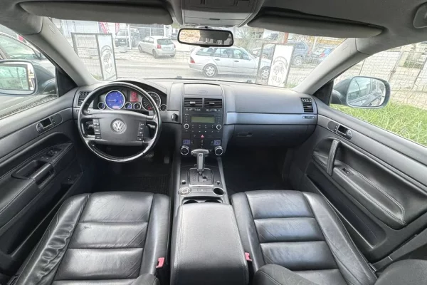 Cars for sale in Tirana - 6,300 Euro