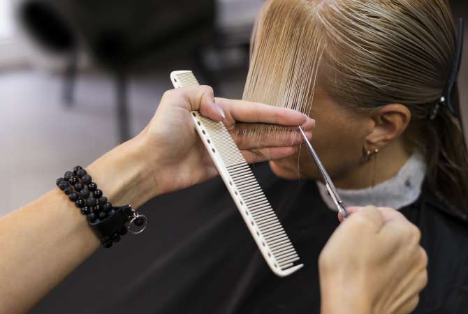 Njoftime Pune Parukiere/nd parukiere