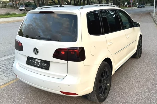 Makina ne shitje ne Vlore - 6,400 Euro