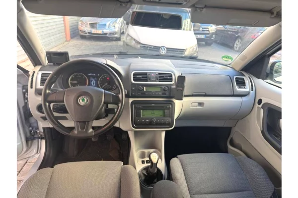 Makina ne shitje ne Tirane - 3,500 Euro