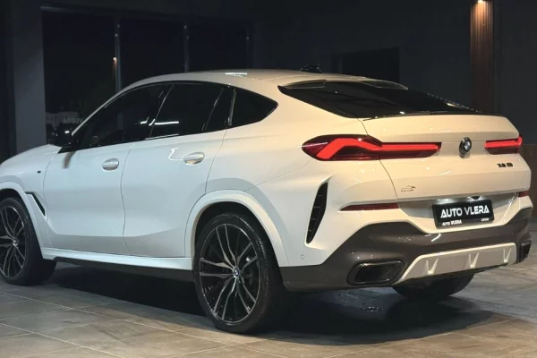 Makina ne shitje ne Mitrovice - 5,900 Euro