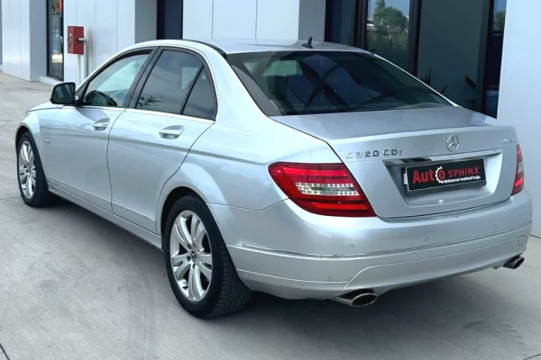 Cars for sale in Tirana - 5,800 Euro