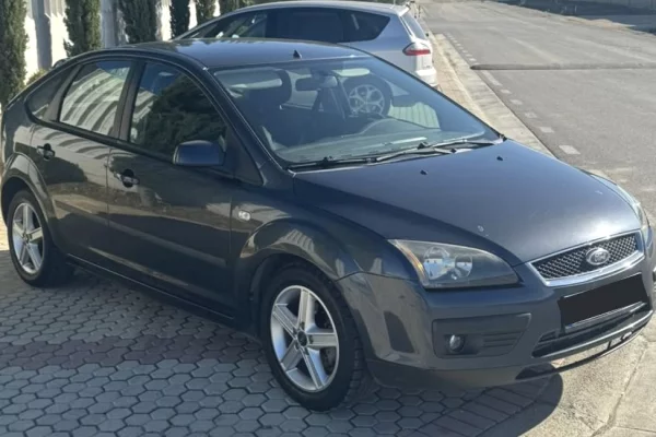 Cars for sale in Tirana - 2,700 Euro