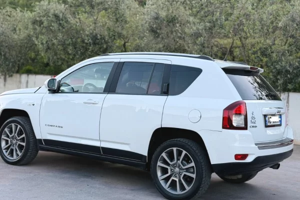 Cars for sale in Tirana - 9,500 Euro