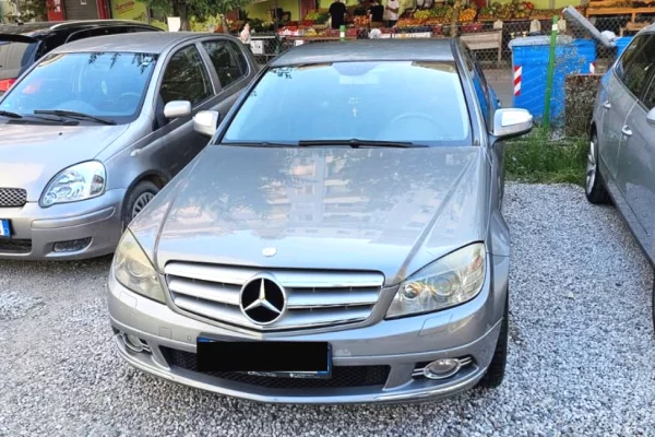 Cars for sale in Tirana - 6,500 Euro