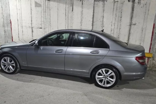 Cars for sale in Tirana - 6,500 Euro