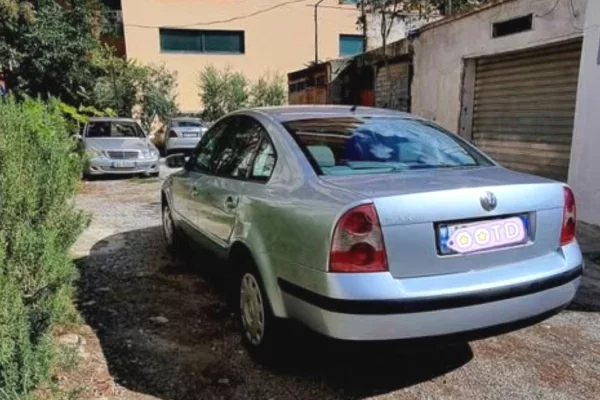 Cars for sale in Lushnje - 1,800 Euro