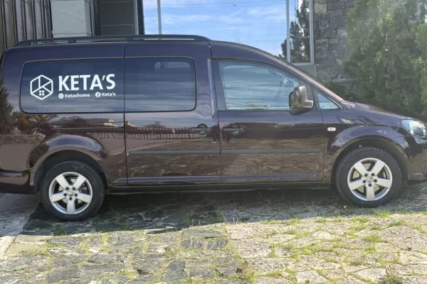 Makina ne shitje ne Tirane - 8,500 Euro