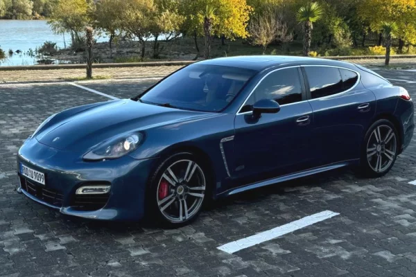 Makina ne shitje ne Tirane - 18,500 Euro