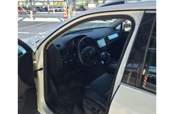 Makina ne shitje ne Tirane - 8,500 Euro