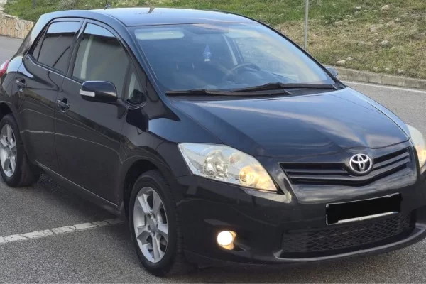 Makina ne shitje ne Tirane - 5,000 Euro