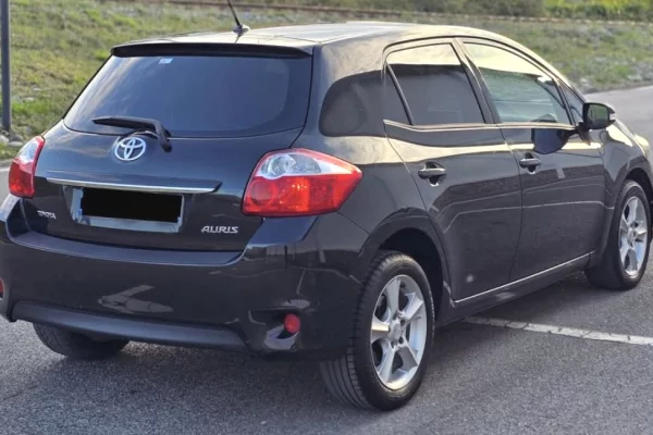 Makina ne shitje ne Tirane - 5,000 Euro