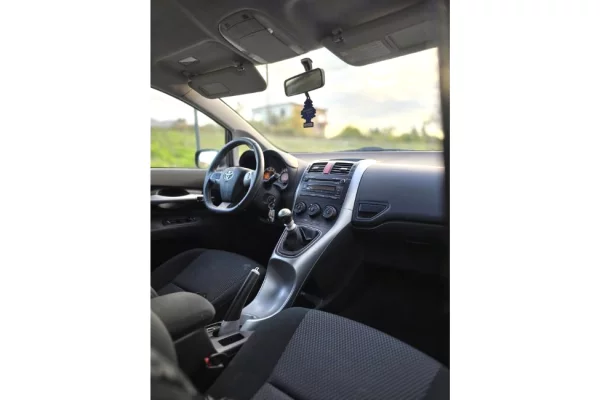 Makina ne shitje ne Tirane - 5,000 Euro