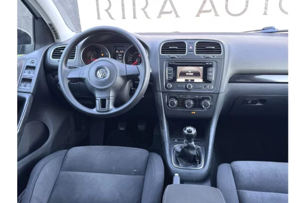 Makina ne shitje ne Tirane - 5,500 Euro