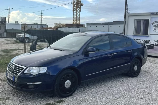 Cars for sale in Tirana - 3,800 Euro