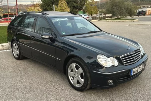 Cars for sale in Tirana - 3,500 Euro