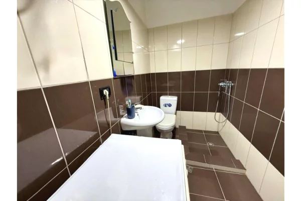 Shtepi me qera 1+1 ne Tirane - 550 Euro
