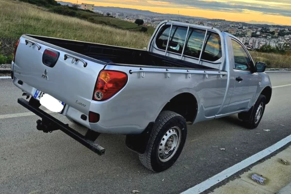 Auto in Vendita a Tirana - 8,900 Euro