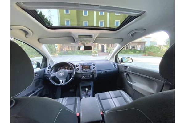 Auto in Vendita a Tirana - 8,300 Euro