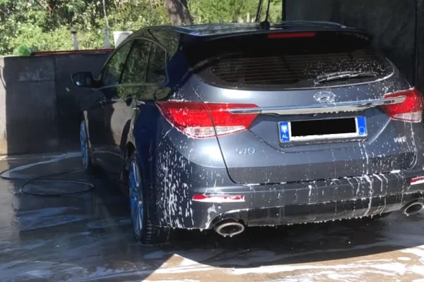 Cars for sale in Tirana - 6,300 Euro