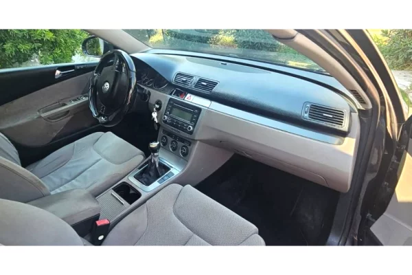 Cars for sale in Tirana - 3,500 Euro