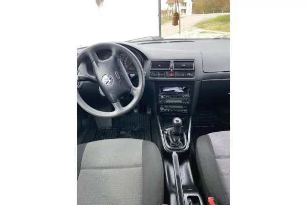 Cars for sale in Peja - 3,900 Euro