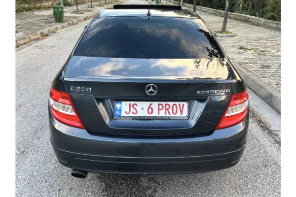 Cars for sale in Tirana - 4,800 Euro