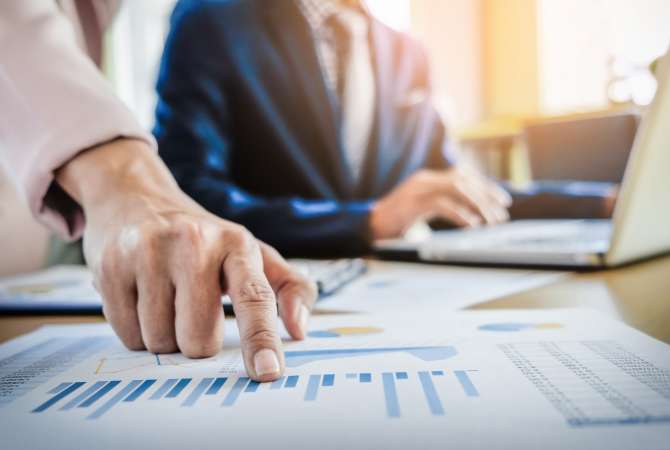 Njoftime Pune Financier