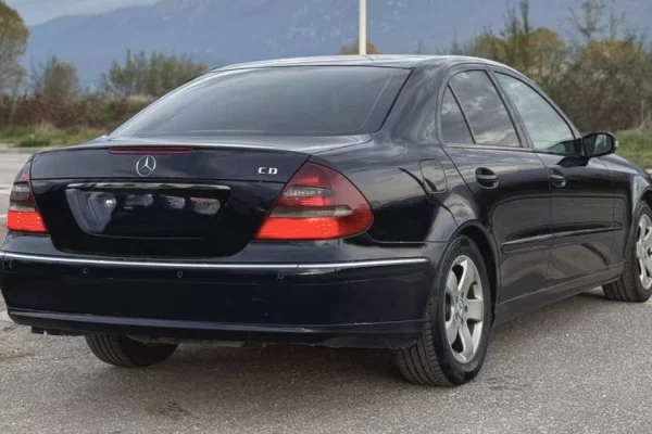 Cars for sale in Tirana - 3,900 Euro