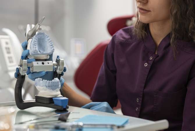 Njoftime Pune Laborant Dentar