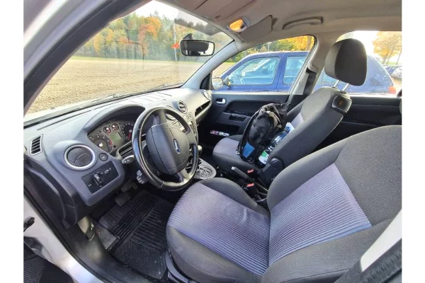 Cars for sale in Elbasan - 4,400 Euro