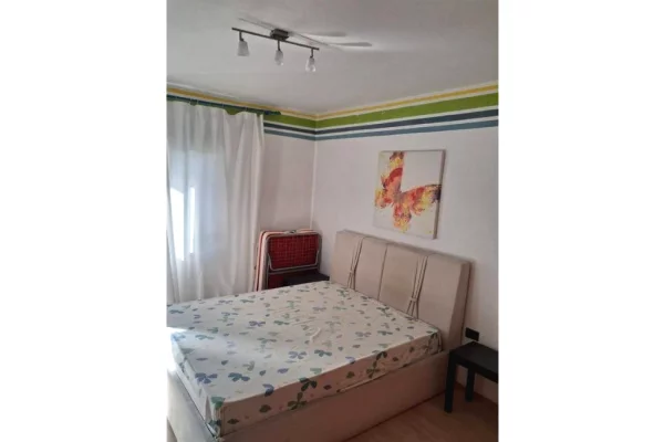Casa in affitto 1+1 a Tirana - 42,000 Leke