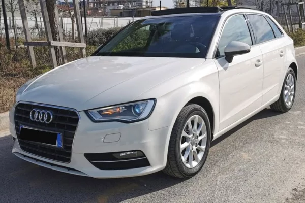 Makina ne shitje  ne Tirane - 11,000 Euro