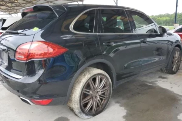 Auto in Vendita a Tirana - 6,800 Euro