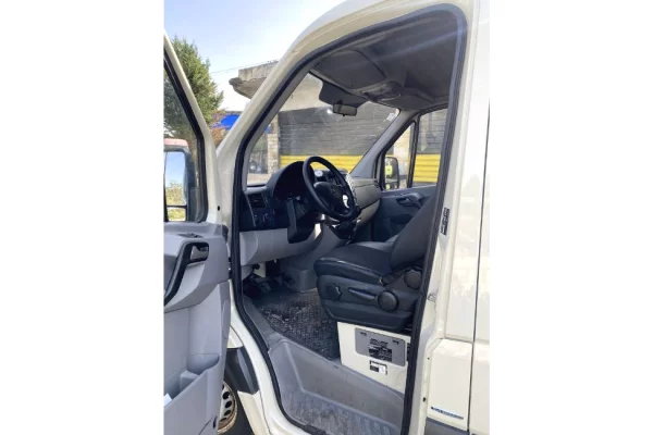 Makina ne shitje ne Berat - 8,500 Euro