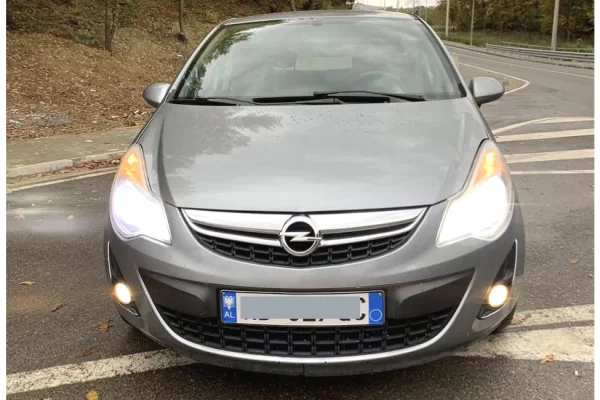 Makina ne shitje ne Tirane - 3,300 Euro