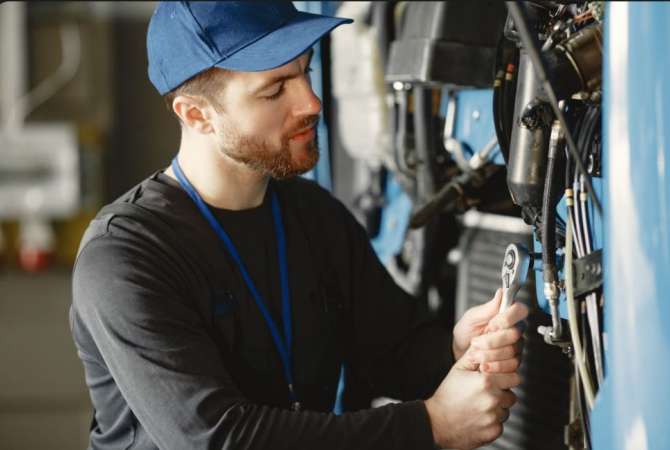 Environment maintenance  in Tirana - 2,000 Leke