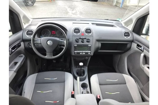 Cars for sale in Tirana - 4,000 Euro